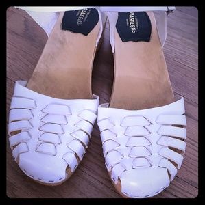 Swedish Hasbeens low clog